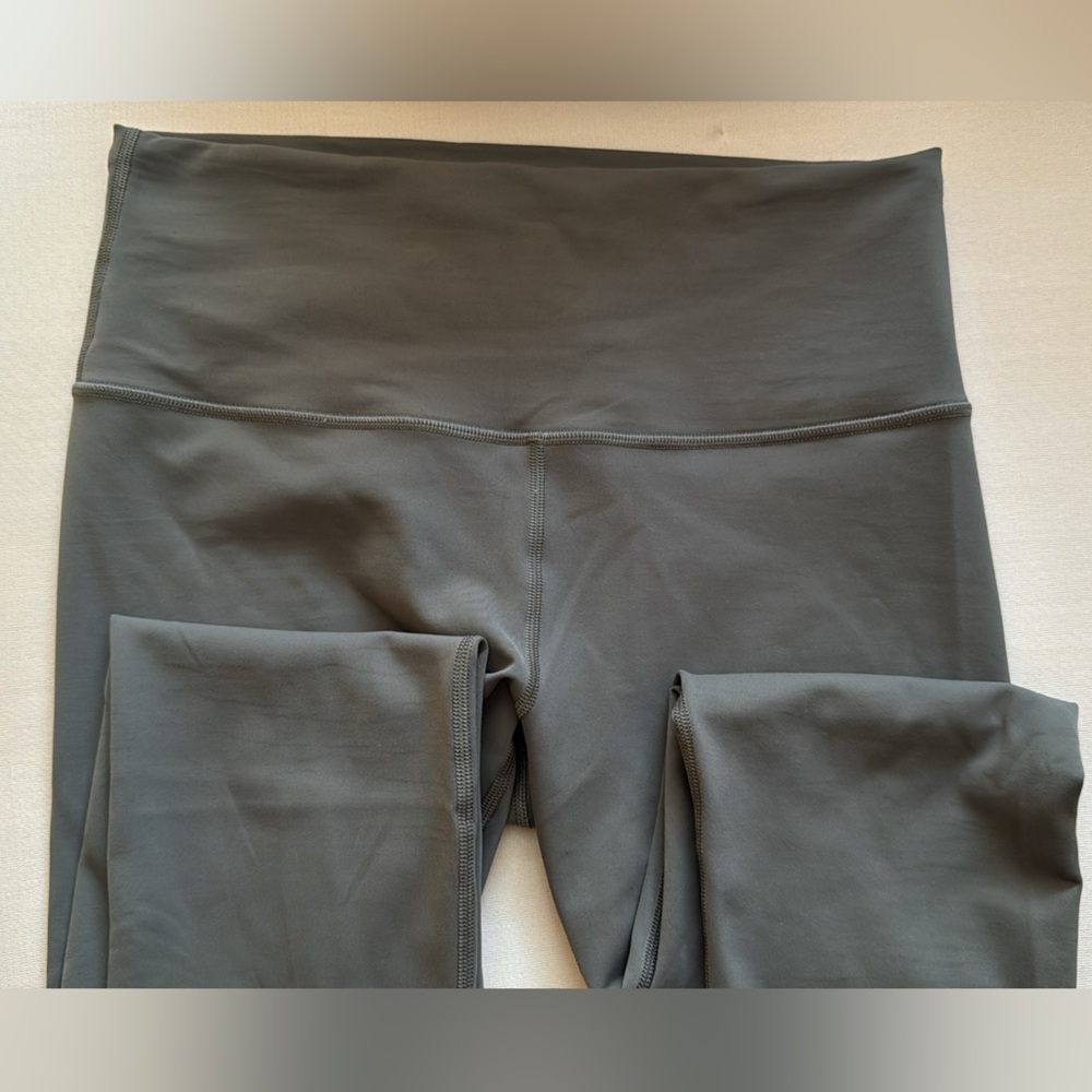 Lululemon Wunder Train High Rise Green 25”